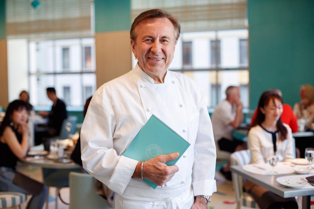 Star chef Daniel Boulud will helm a rooftop restaurant at the development.