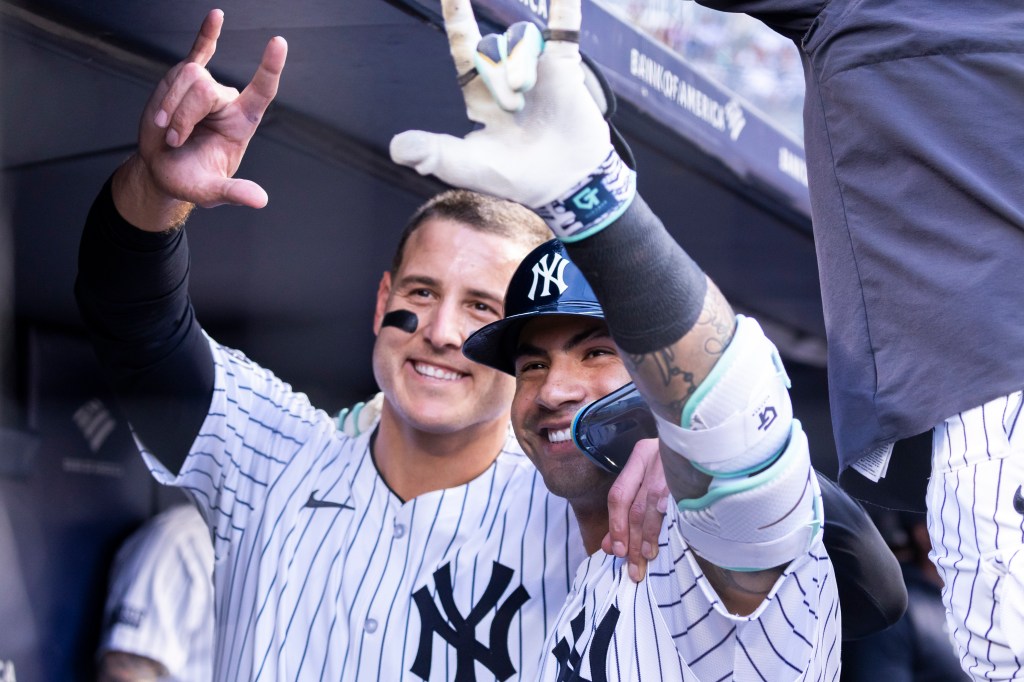 Gleyber Torres celebrates with Anthony Rizzo after hitting a solo homer in the second inning of the Yankees' 5-1 win over the Twins.