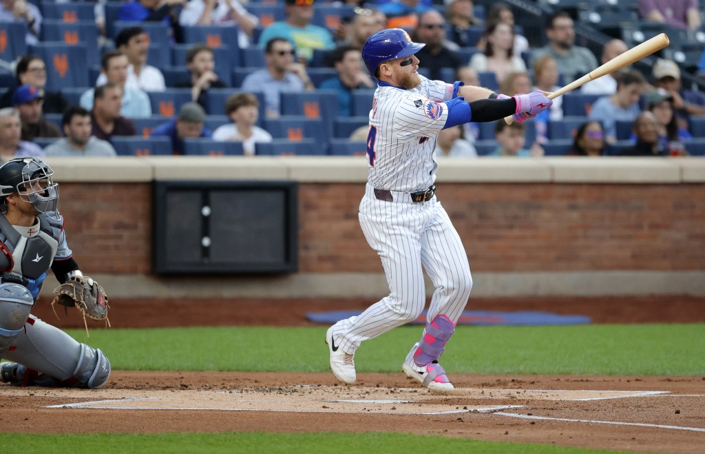 Harrison Bader belts a two-run homer in the first inning of the Mets' 10-4 win over the Marlins.