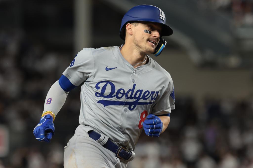 Dodgers third baseman Kiké Hernandez made an error last Friday while conducting an in-game interview with Apple TV+.  