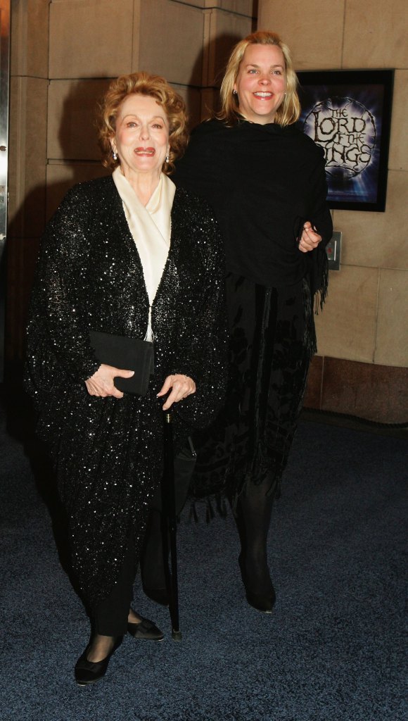 Shirley Douglas and her daughter Rachel Sutherland in Canada in 2006