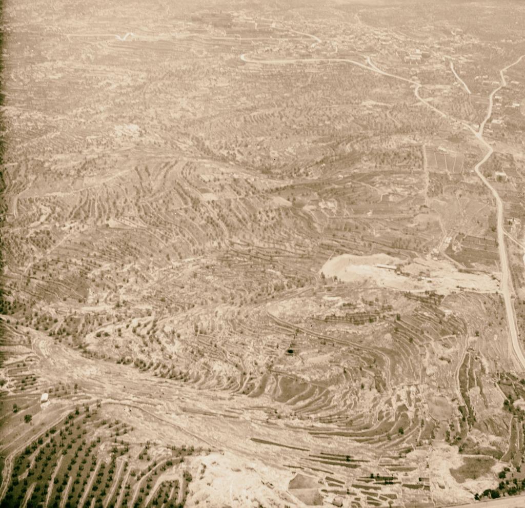 Aerial view of jerusalem in 1910