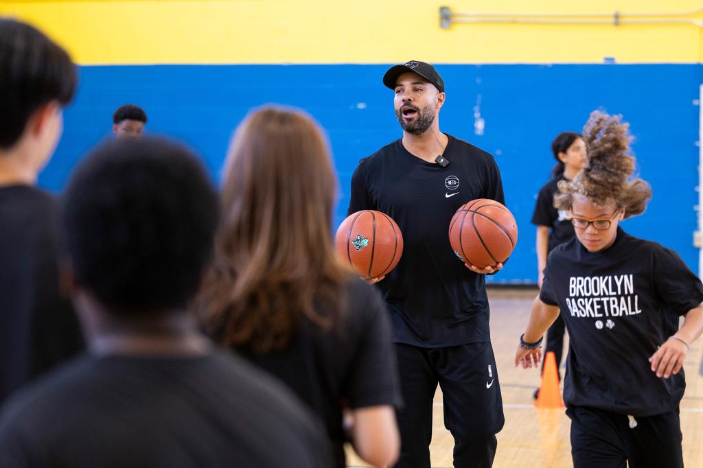 Jordi Fernandez coaches during a clinic held at Charles O. Dewey Middle School in Brooklyn.