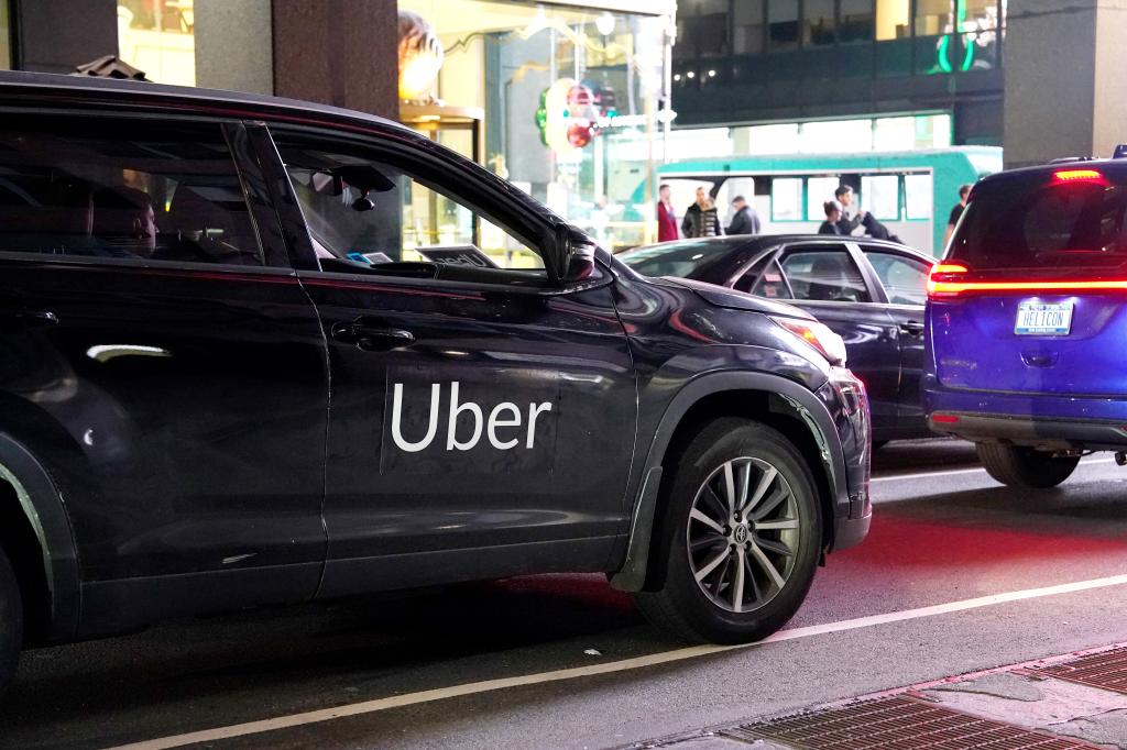 Uber has been locking out drivers in order to avoid paying a city-mandated minimum wage, according to a report.