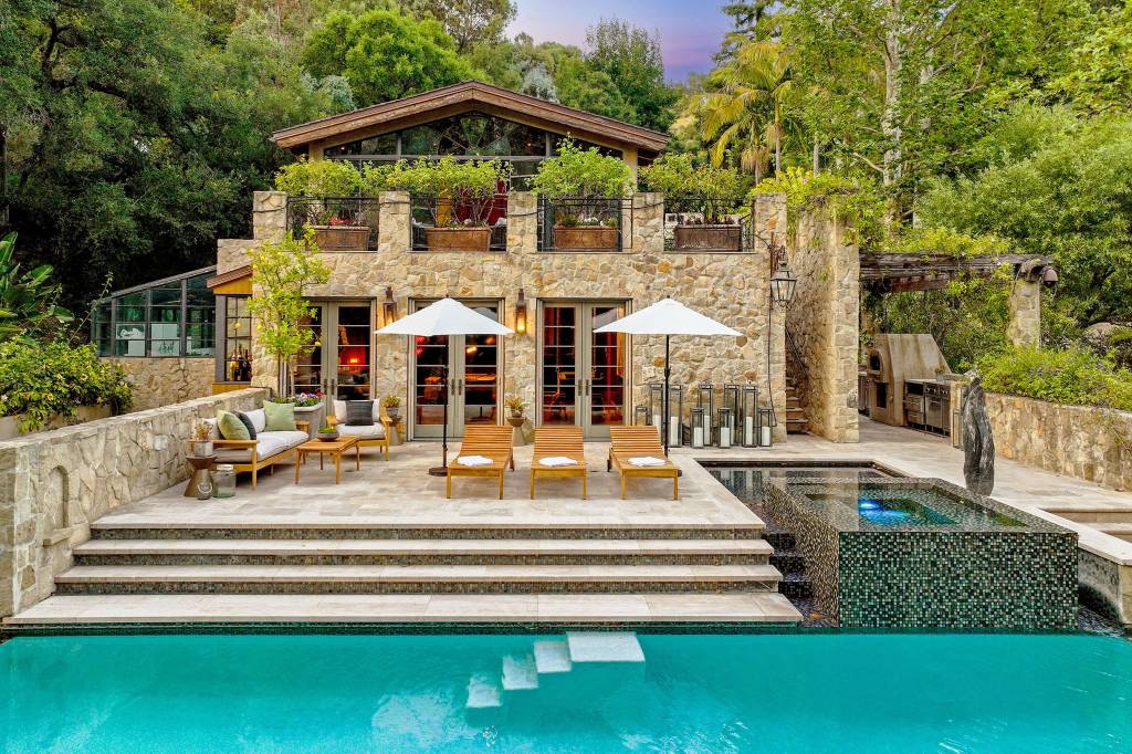 Jennifer Lopez has sold her stunning Bel-Air mansion for $34 million after moving to a new family home with husband Ben Affleck., 