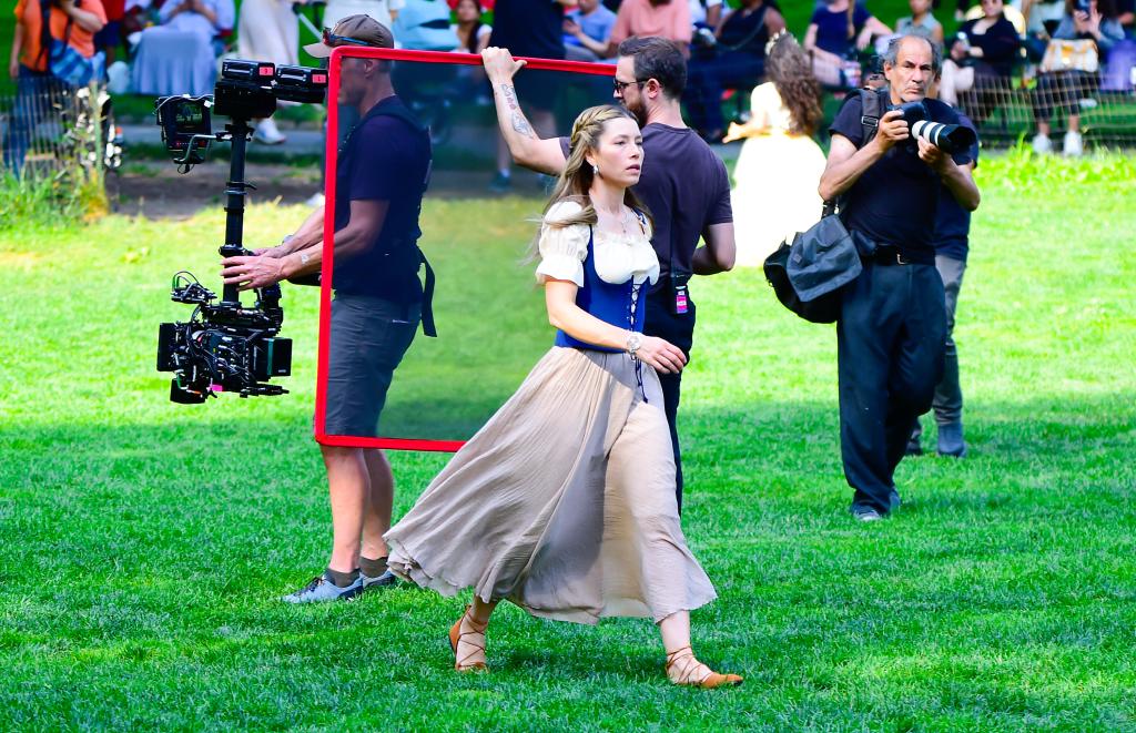Jessica Biel walking on grass, on the set of 'The Better Sister' in New York City on June 17, 2024