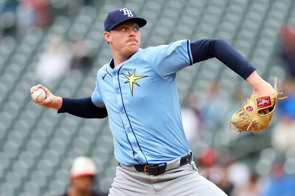 Pete Fairbanks #29 of the Tampa Bay Rays delivers a pitch against the Minnesota Twins in the ninth inning