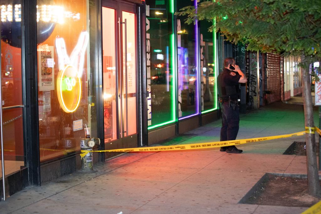 A verbal spat between the victim and three other men turned violent when it spilled out of The Gutter L.E.S. on Essex Street near Broome Street around 1:40 a.m., police said.