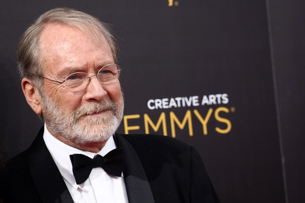 Actor Martin Mull passed away on Thursday, his daughter announced on Instagram.