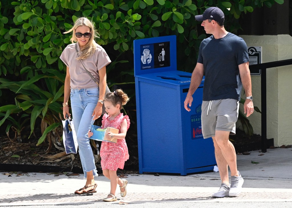 Rory McIlroy, wife Erica Stoll and their daughter Poppy outside the Loggerhead Marinelife Center in Juno Beach, Fla. on Monday.