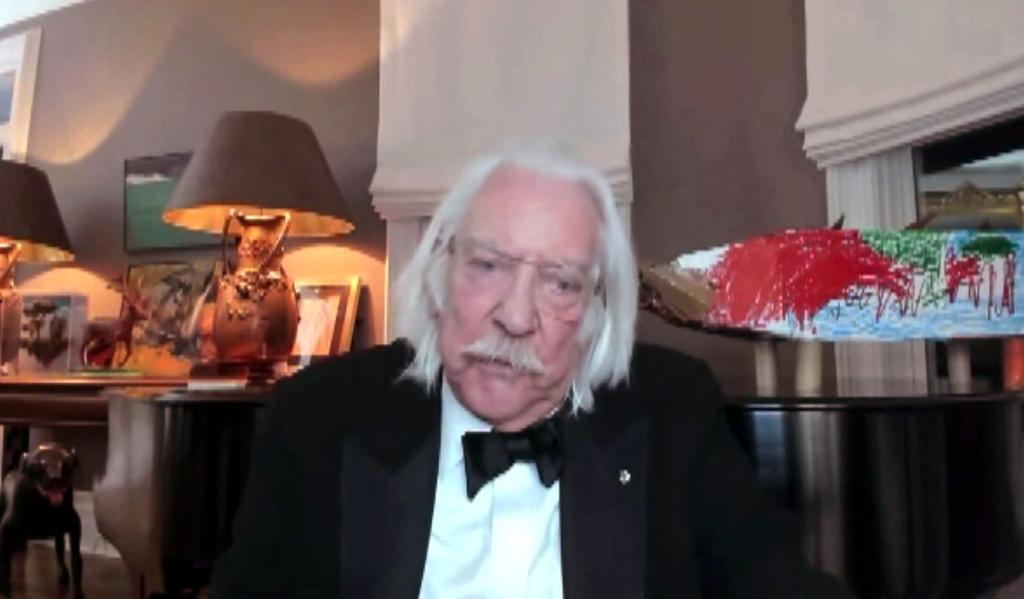 Donald Sutherland's final public appearance at the 2021 Critics' Choice Awards.