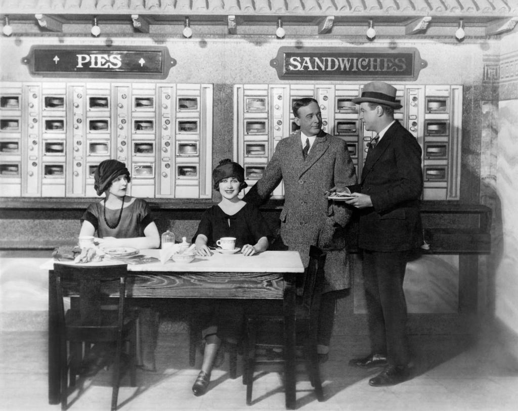 Two couples eat an a new York automat in 1923.