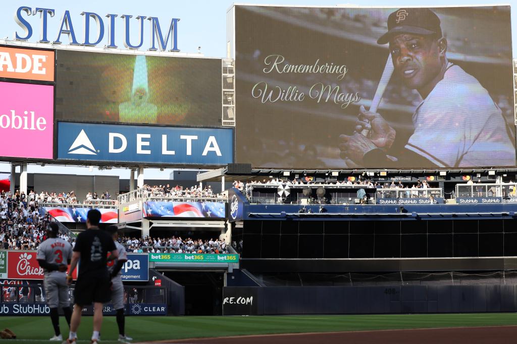 Videoboard at Yankee Stadium displaying a tribute message for Willie Mays before a game between the New York Yankees and the Baltimore Orioles