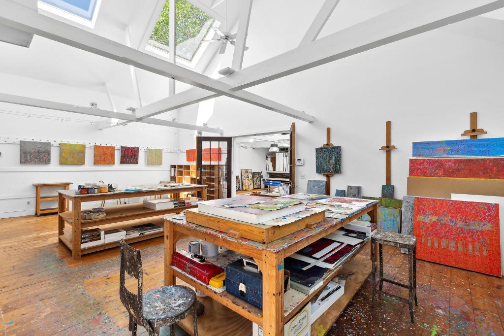 Hector Leonardi's studio. 