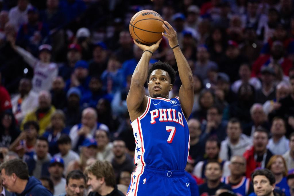 Philadelphia 76ers guard Kyle Lowry (7) shoot the ball against the New York Knicks during the second half of game three of the first round for the 2024 NBA playoffs at Wells Fargo Center. 