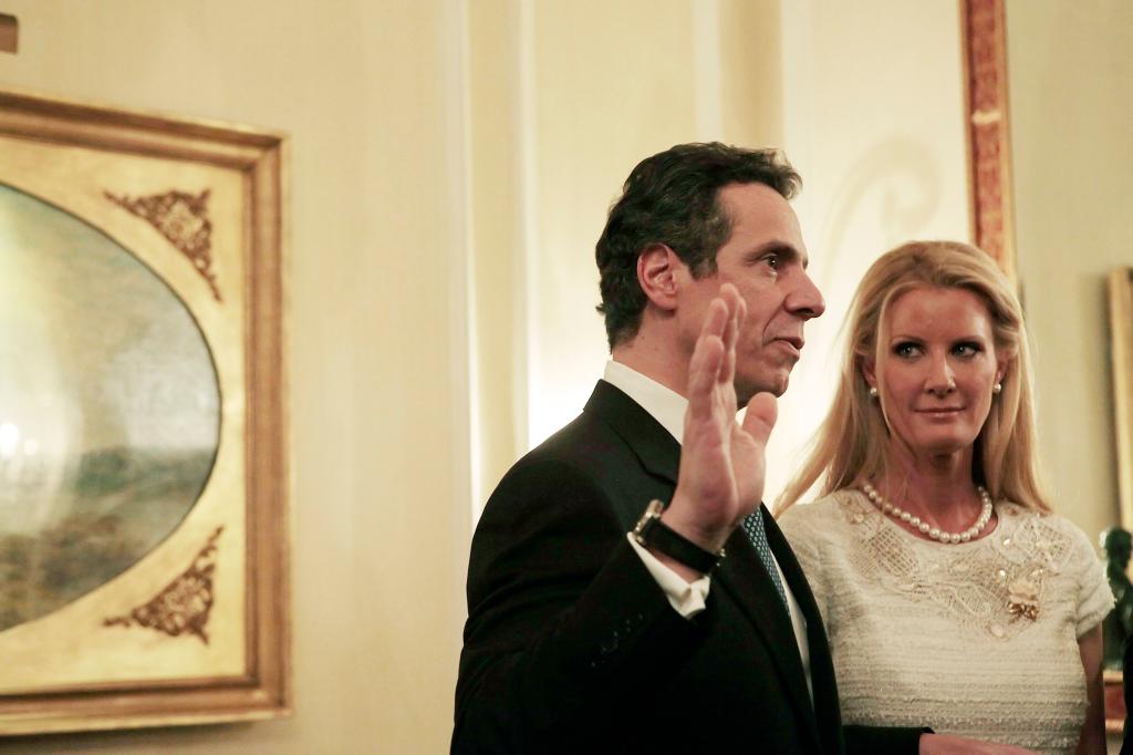 Andrew Cuomo being sworn in as NY governor in 2010