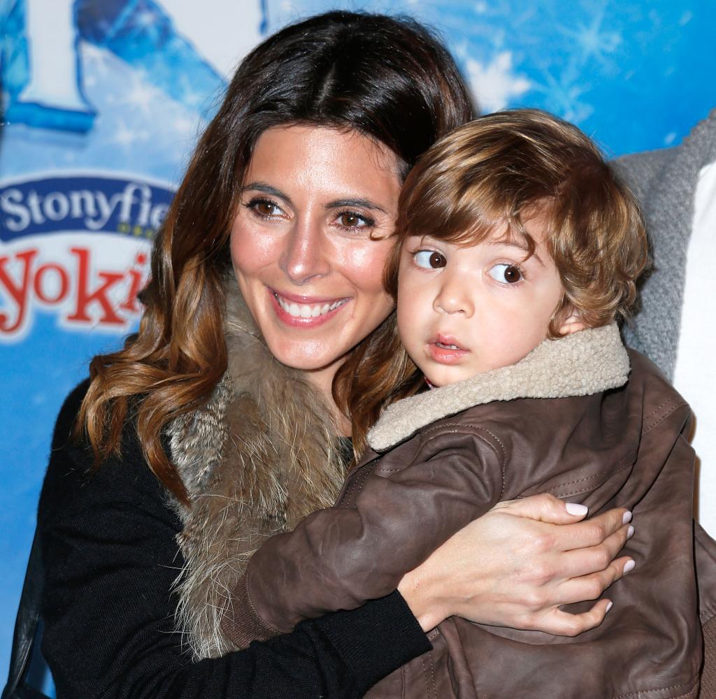 Jamie-Lynn Sigler and son Beau arrive to the premiere of Disney On Ice's "Frozen" at Staples Center on December 10, 2015 in Los Angeles, California.