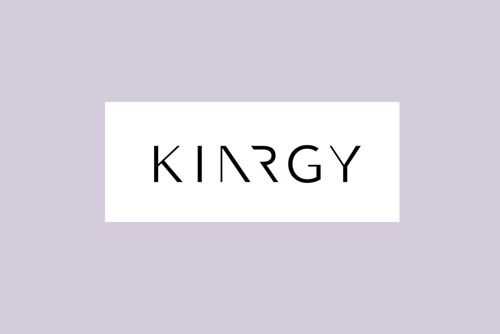 White rectangle with black text reading "Kinrgy"