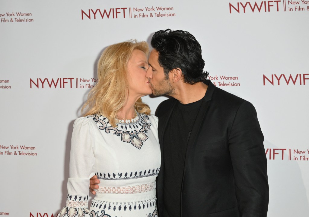 Sandra Lee kisses Ben Youcef at the NYWIFT Muse Awards in March 2023