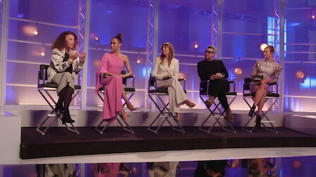 Watch The Final Runway. Episode 14 of Season 17.