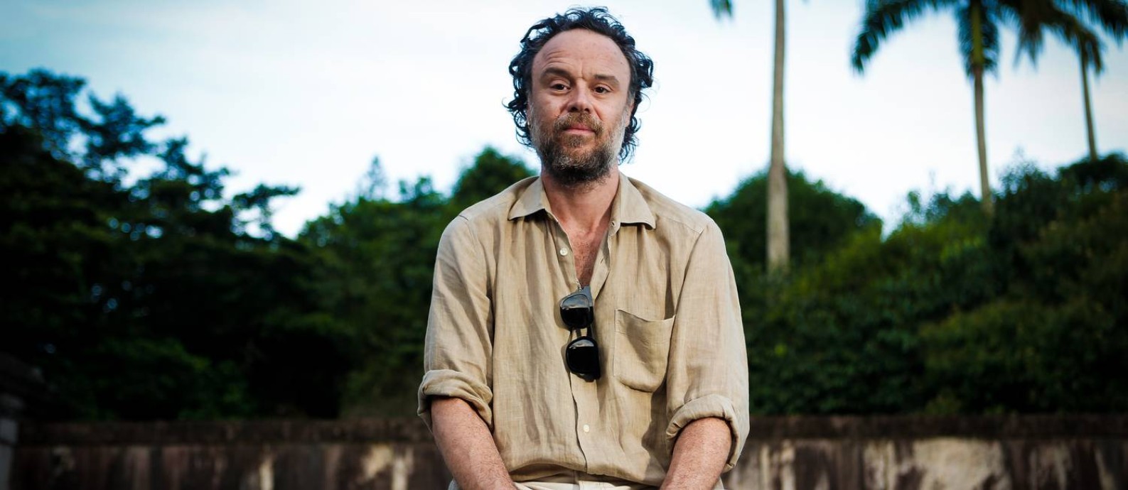 O cantor e compositor Rodrigo Amarante Foto: Roberto Moreyra / Agência O Globo