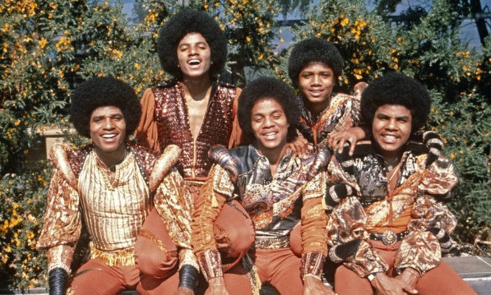 Os irmãos Jackie, Tito, Jermaine, Marlon e Michael: os Jackson Five Foto: Arquivo
