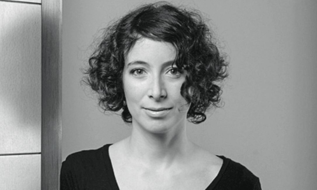 A escritora israelense Ayelet Gundar-Goshen Foto: Divulgação