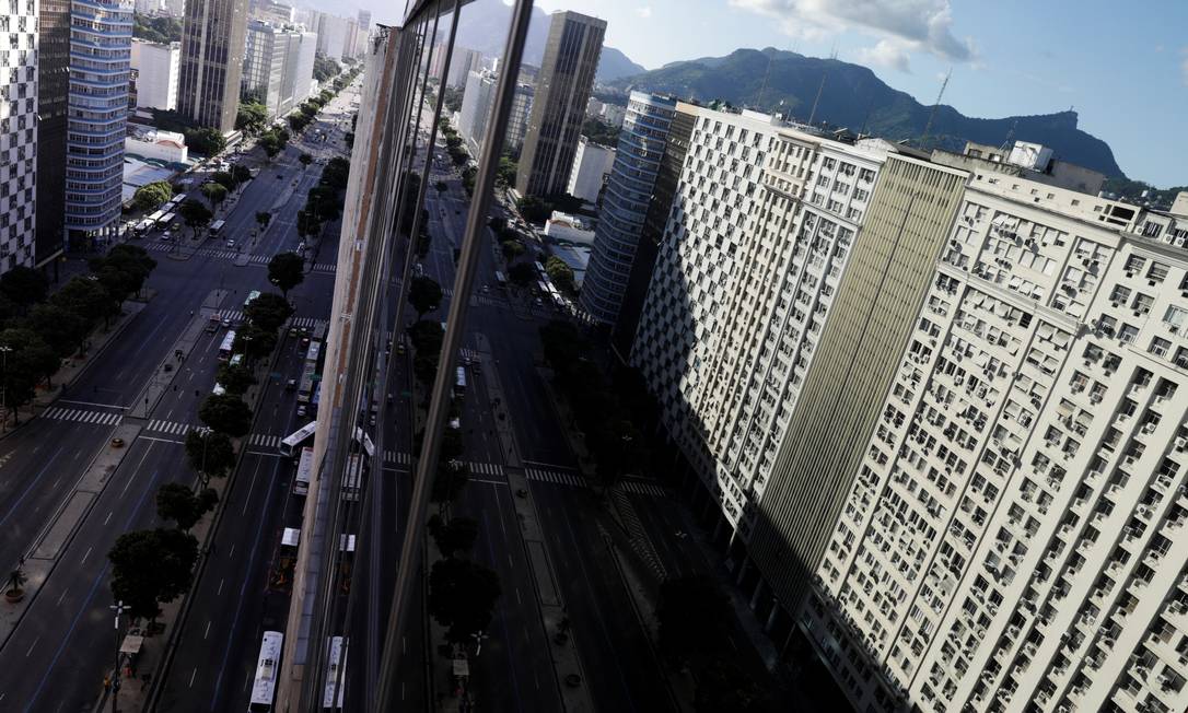 Vista aérea da Av.Presidente Vargas, no Rio Foto: Ricardo Moraes / Reuters