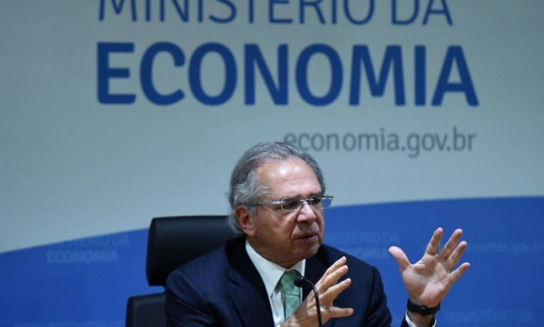 O ministro Paulo Guedes em coletiva de imprensa sobre o balanço de medidas de combate à pandemia:"A
asa da saúde deve bater ao menos tempo que a asa da recuperação econômica" Foto: Edu Andrade/Ascom/ME