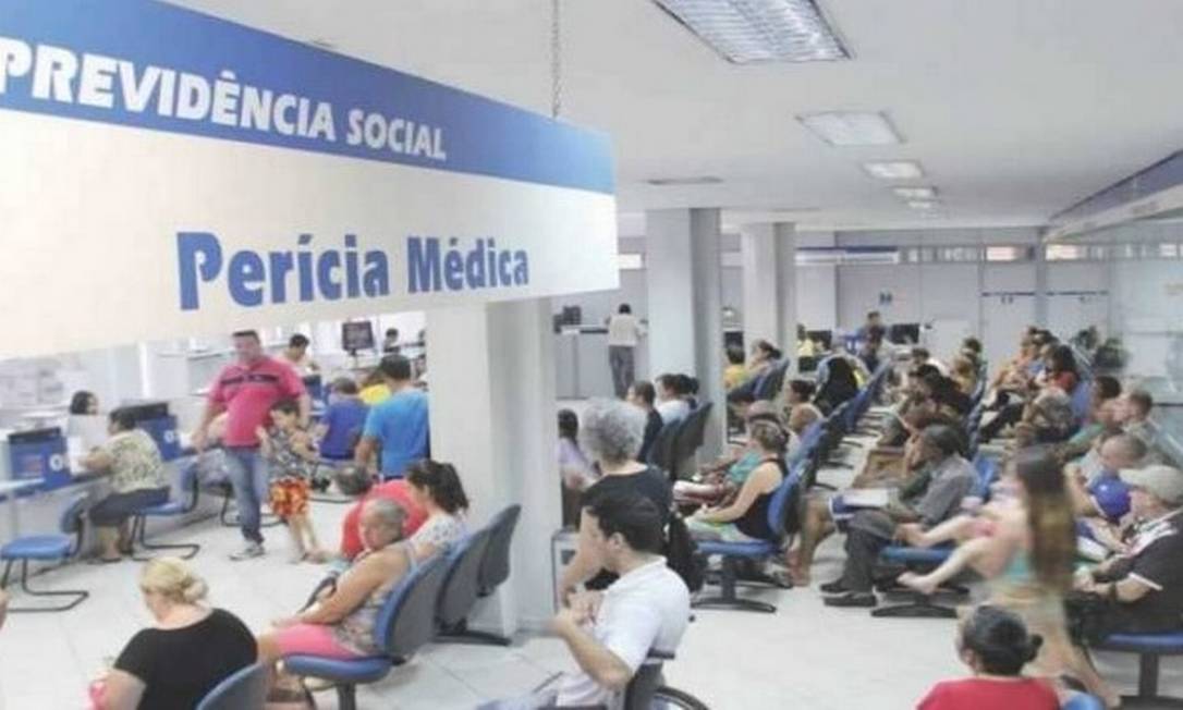 Perícia para concessão de benefício do INSS será dispensada em alguns casos e médicos e peritos do serviço terão bônus para reduzir fila de espera Foto: Arquivo