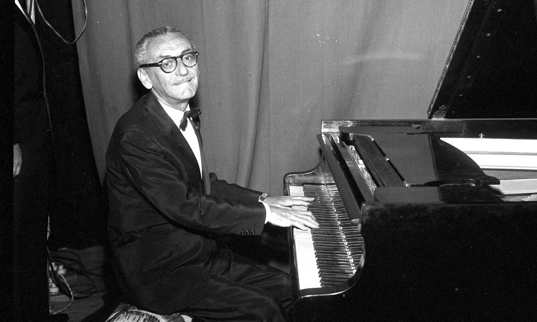 
Pianista de mão cheia, Ary Barroso sobreviveu ao tempo graças a melodias
Foto: Arquivo