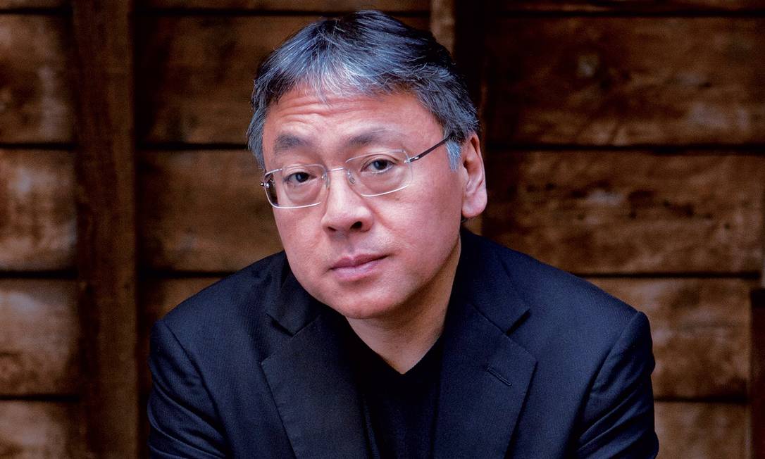 
Novato no gênero “fantasia”, Kazuo Ishiguro diz que escreveu “O gigante enterrado” influenciado por Homero, filmes de samurai e westerns hollywoodianos
Foto:
Divulgação
/
Ryan Stevenson
