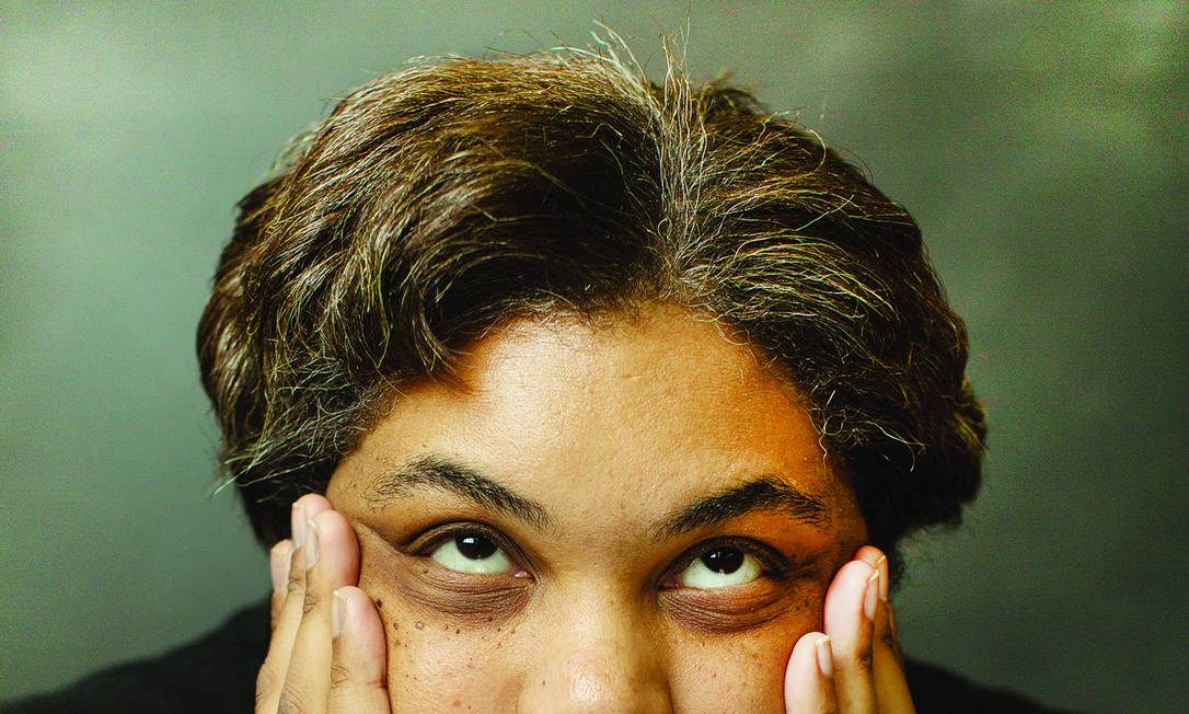 Roxane Gay “Má feminista — ensaios provocativos de uma ativista desastrosa” Foto: Jay Grabiec / Divulgação