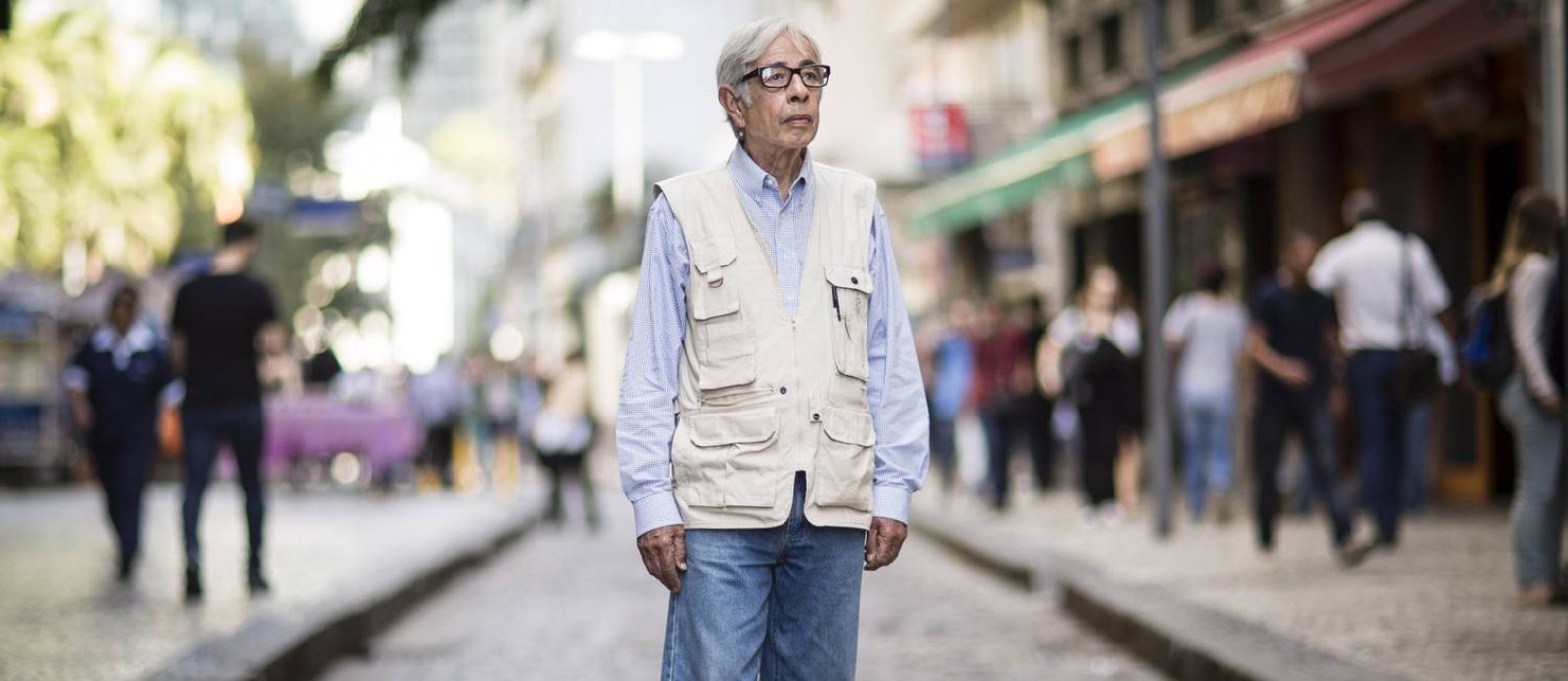 Leonardo Fróes no Centro do Rio: visitante intermitente Foto: Fernando Lemos / Agência O Globo