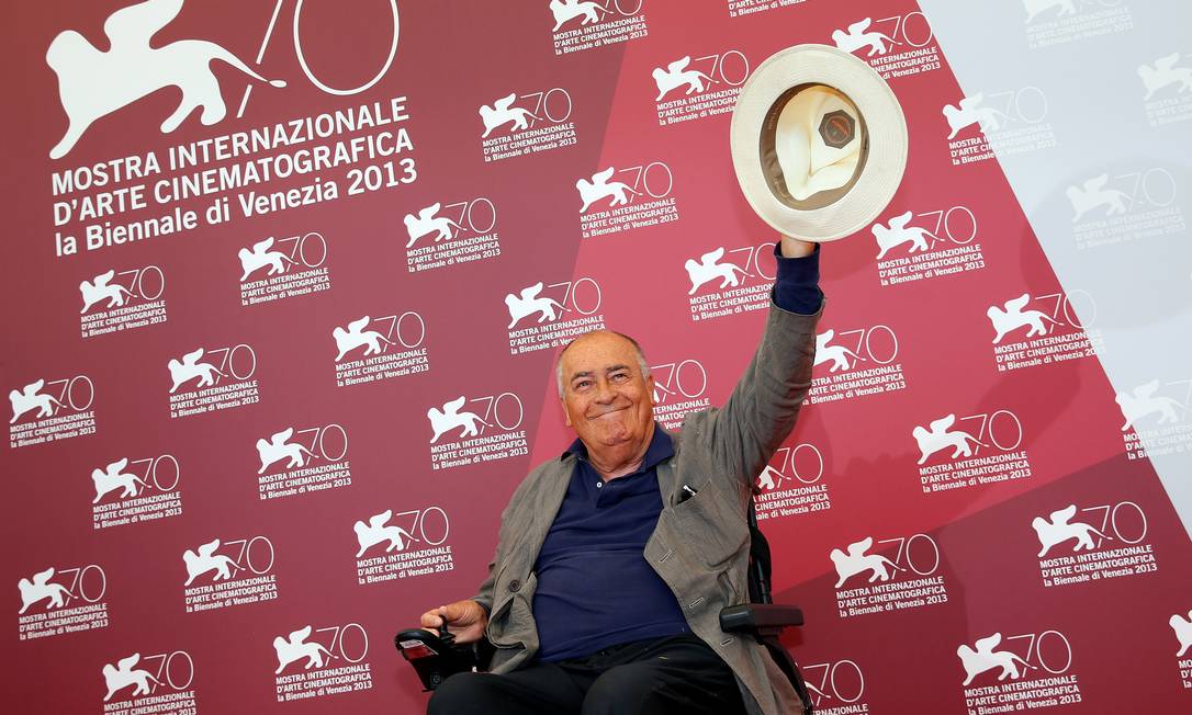 Bernardo Bertolucci no Festival de Veneza, em 2013 Foto: Alessandro Bianchi / REUTERS