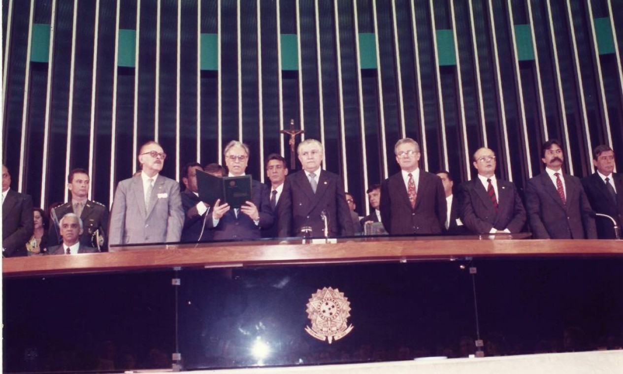 No Congresso, Itamar fez juramento de seguir a Constituição 29/ 12/ 92 Foto: Acervo Memorial Itamar Franco