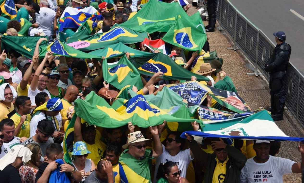 Apoiadores de Bolsonaro fazem a festa em Brasília Foto: EVARISTO SA / AFP