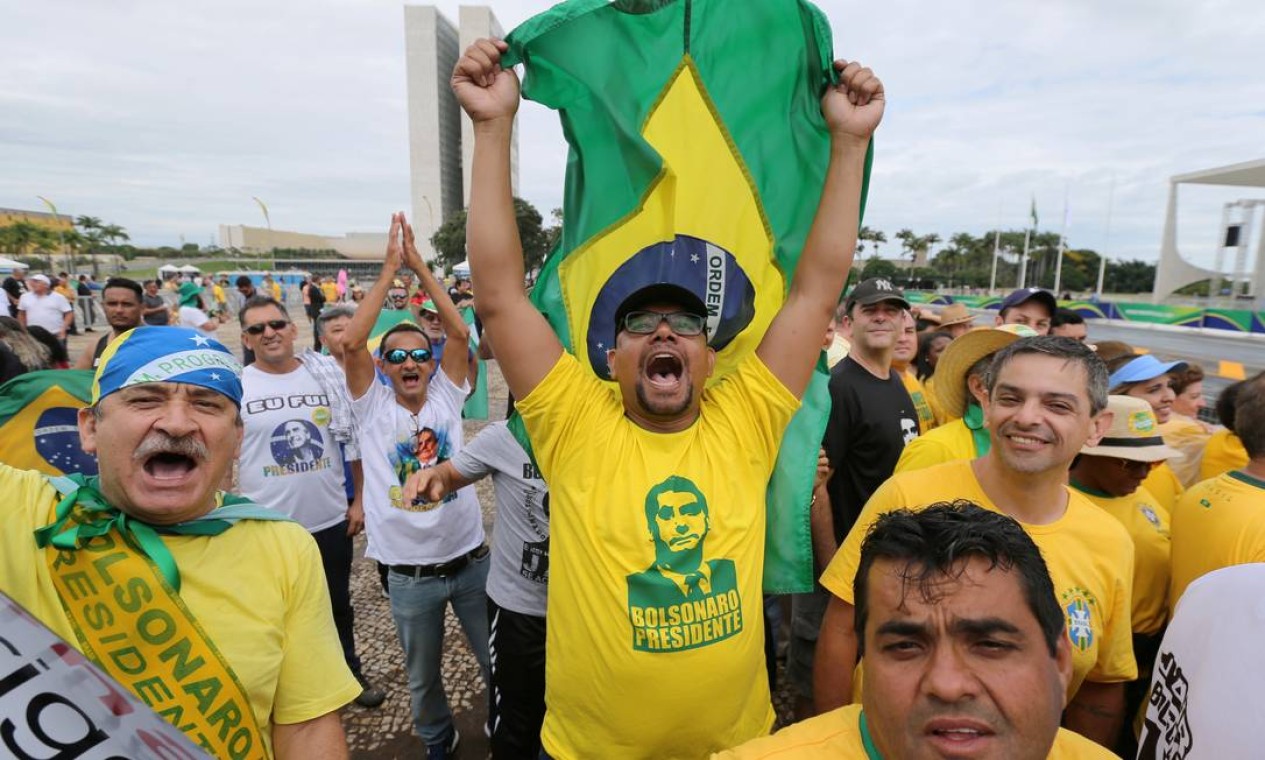 A festa dos bolsonaristas em Brasília Foto: SERGIO MORAES / REUTERS