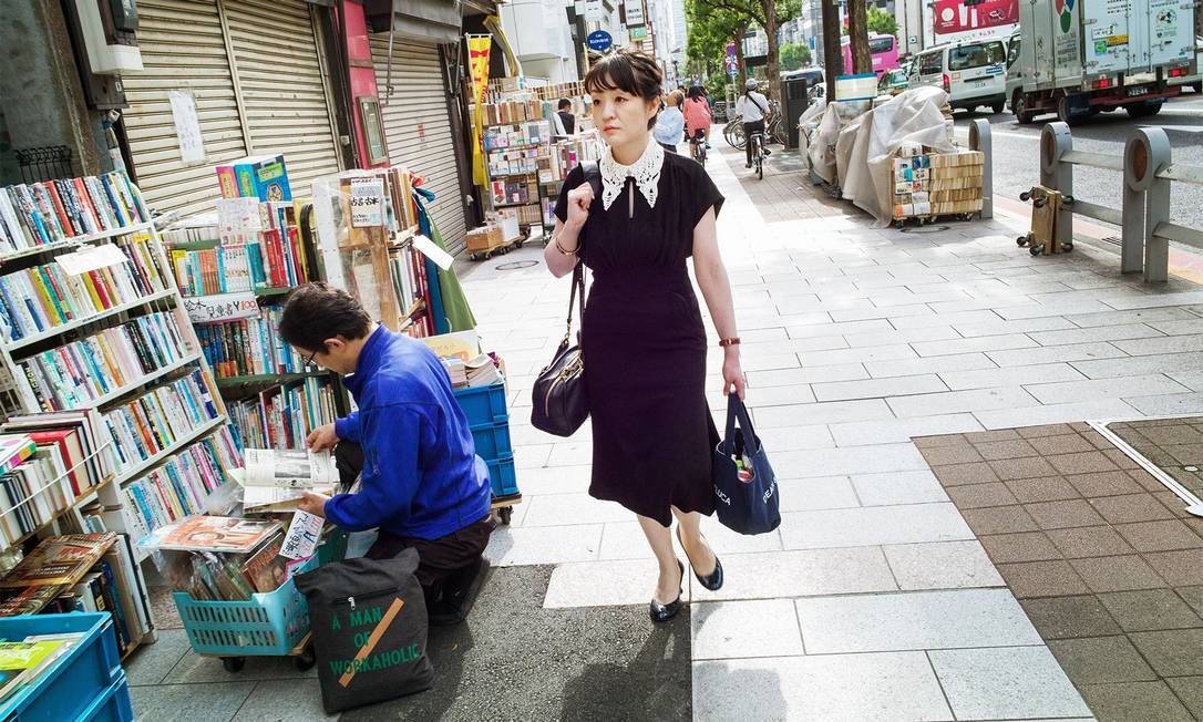 Sayaka Murata: autora retrata um Japão sem espaço para pessoas fora da normalidade Foto: Kentaro Takahashi / Divulgação