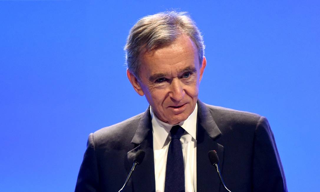 
Bernard Arnault apresenta os resultados anuais da LVMH na sede do grupo, em Paris Foto:
Eric Piermont
/
AFP
