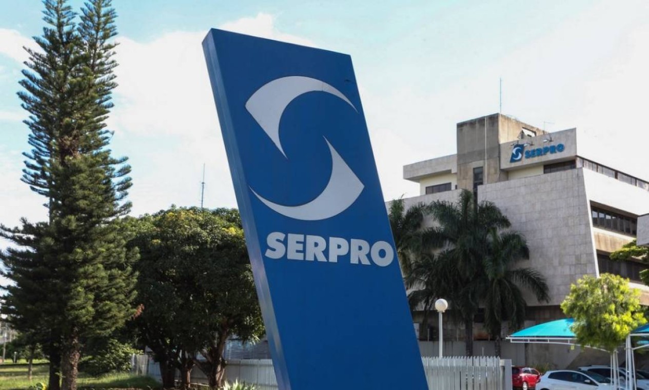 SERPRO - É líder no mercado de TI para o setor público. Atualmente também oferece serviços especializados ao setor privado. Tem 9.083 funcionários. A empresa lucrou R$ 459 milhões no ano passado. Foto: André Coelho / Agência O Globo