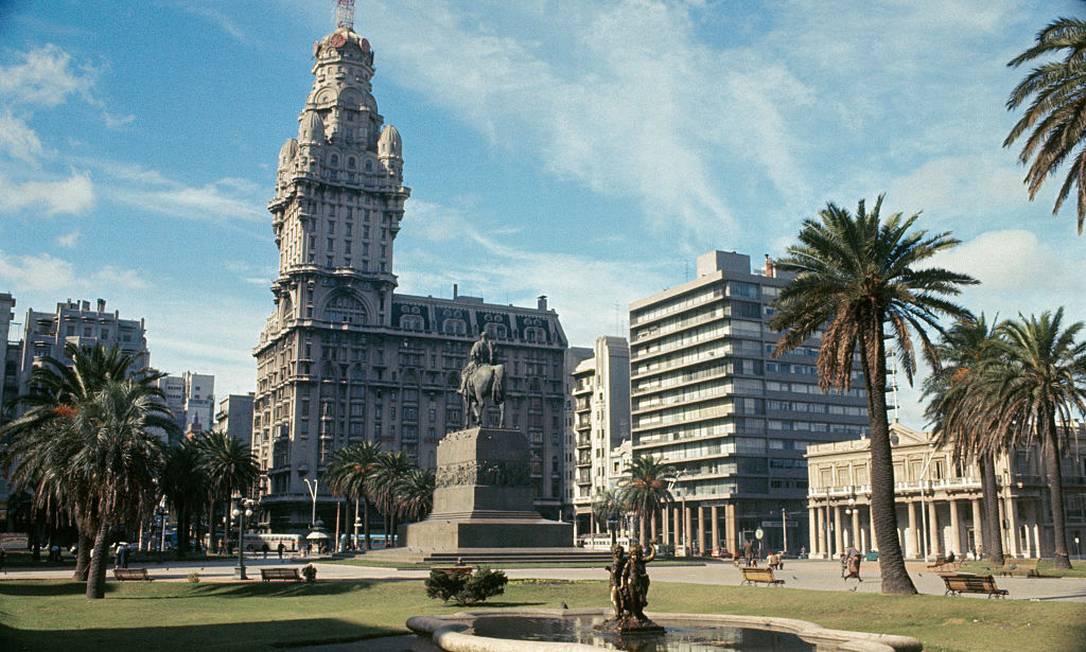 Praça da Independência em Montevidéu Foto: Bettmann / Bettmann Archive