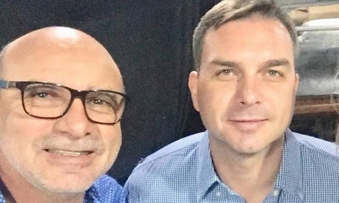 Fabrício Queiroz e Flávio Bolsonaro Foto: Reprodução