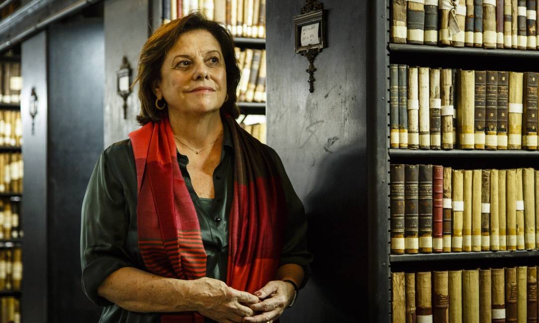 Helena Severo foi exonerada da presidência da Biblioteca Nacional Foto: Fernando Lemos / Agência O Globo