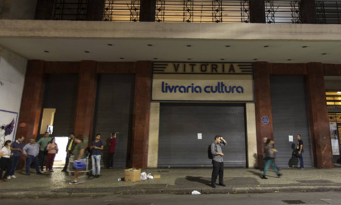 Livraria Cultura fechada no Centro do Rio: setor registrou um tombo no faturamento das vendas superior a 21% em 2019 Foto: Arquivo