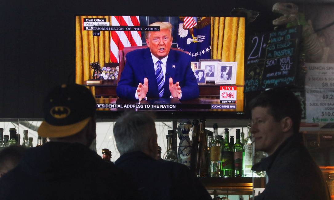 O presidente americano, Donald Trump, fez um pronunciamento à nação sobre o coronavírus Foto: JASON REDMOND / REUTERS