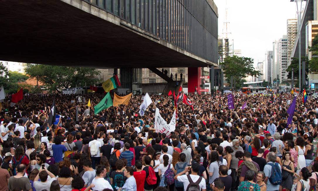 Ato toma o vão do Masp, na Avenida Paulista, em São Paulo Foto: Kevin David / A7 Press