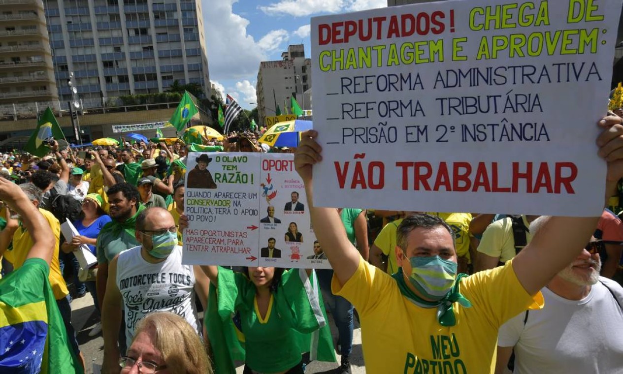 Congresso é o principal alvo dos apoiadores do presidente Jair Bolsonaro nos atos que aconteceram neste domingo em Brasília (foto), Rio e São Paulo Foto: Nelson Almeida / AFP