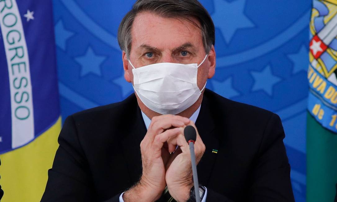 Presidente Jair Bolsonaro durante entrevista coletiva no Palácio do Planalto Foto: Sergio Lima / AFP / 18-03-2020