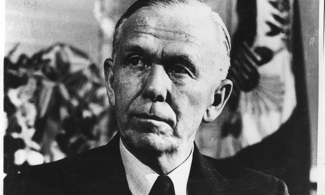 George Marshall, seccretário de Estado americano responsável pelo plano de reconstrução da Europa Foto: Arquivo